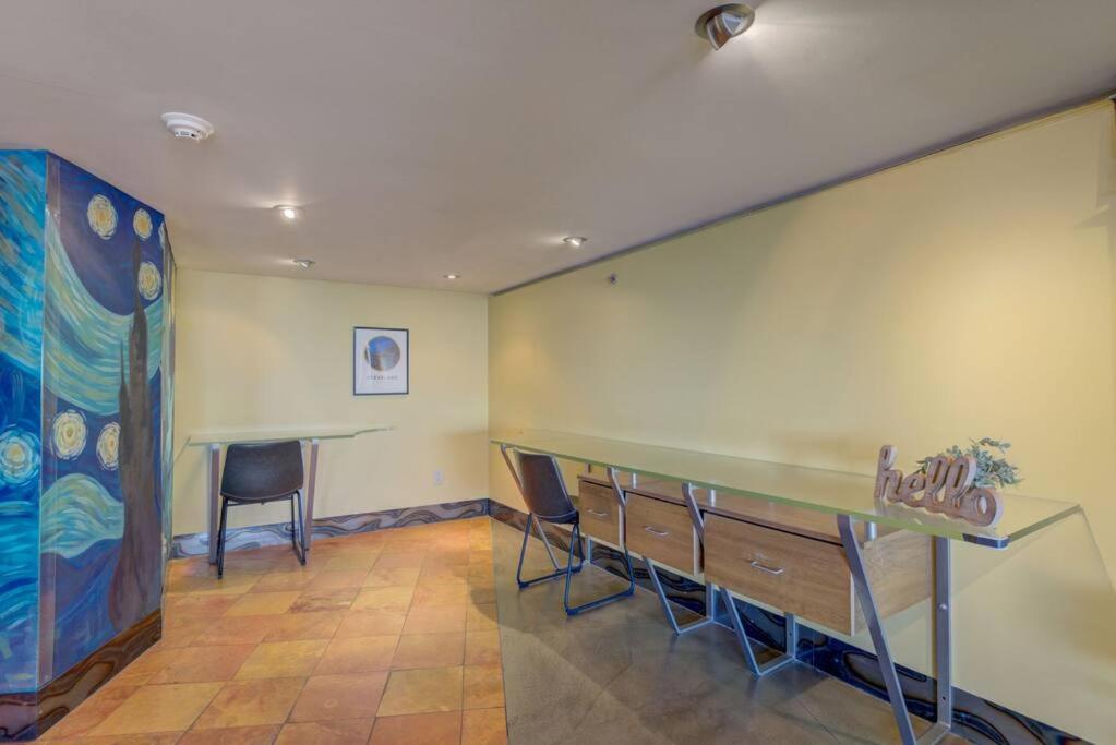 1600 Kcm Penthouse Apartment Кливланд Екстериор снимка